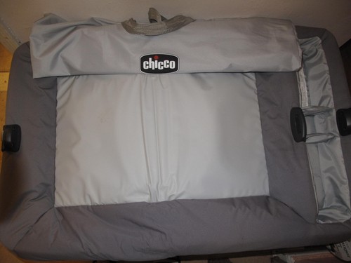 Chicco fast asleep play yard - asleep,